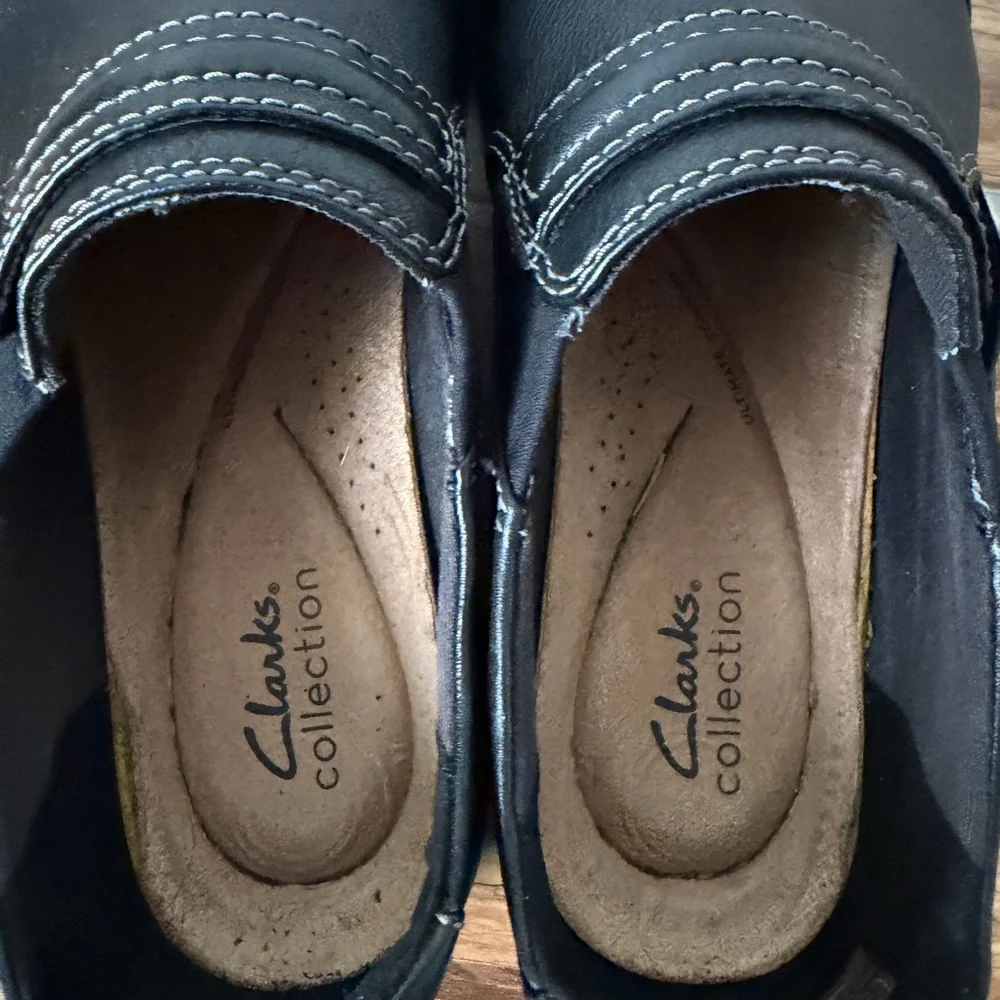Clarks elegant dark